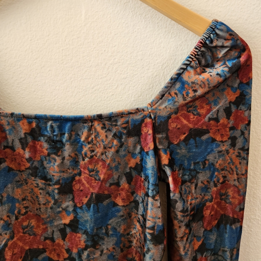 Urban Outfitters UO‎ Women's Georgia Velvet Lace-Up Top Multicolor Size Small - Picture 16 of 16